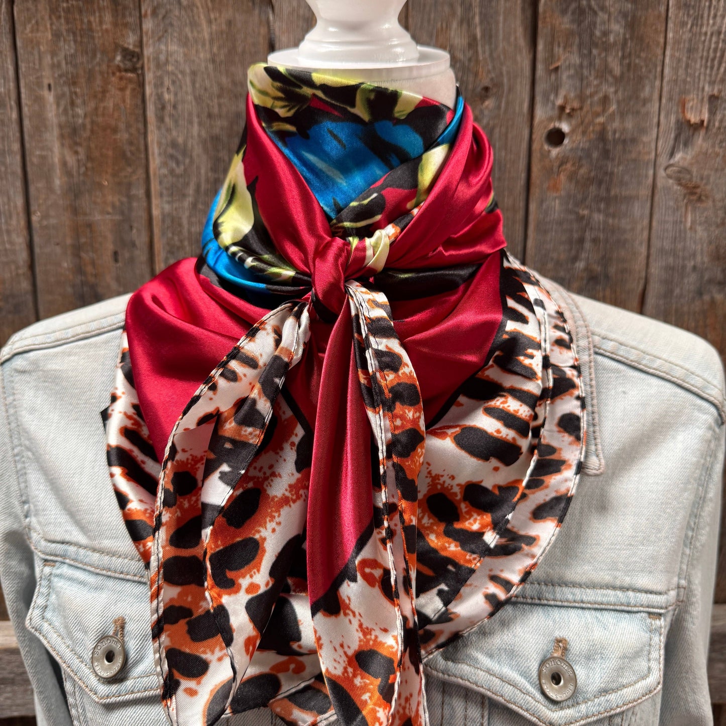 Rodeo Drive - 35X35" Red Floral Leopard Print Wild Rag / Scarf WR702X