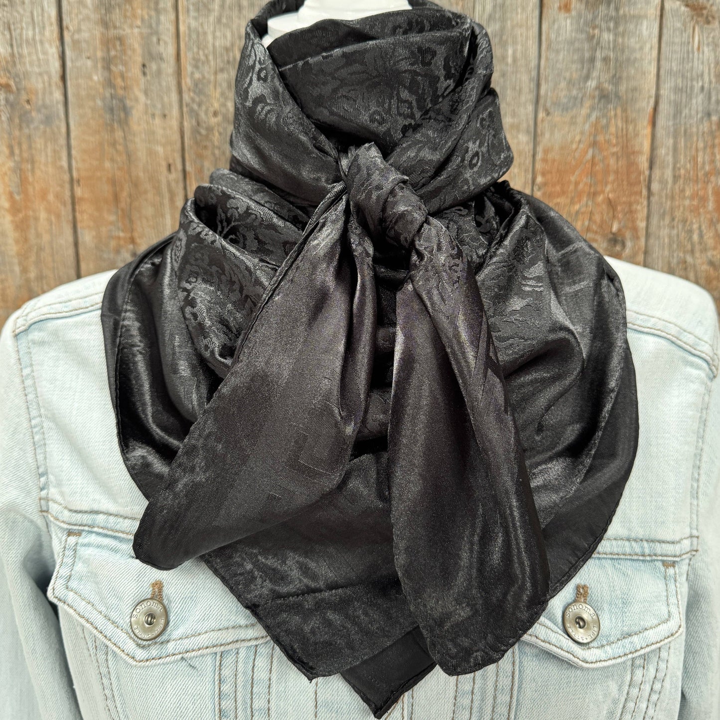Rodeo Drive - 35X35" Black Jacquard Wild Rag / Scarf WR4050