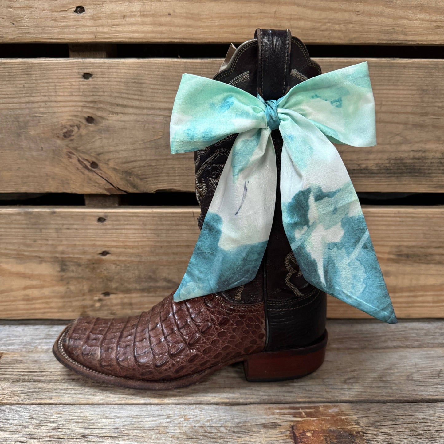 Rodeo Drive - Green Western Skinny Mini Wild Rag Scarf / Cowgirl Necktie #TW135