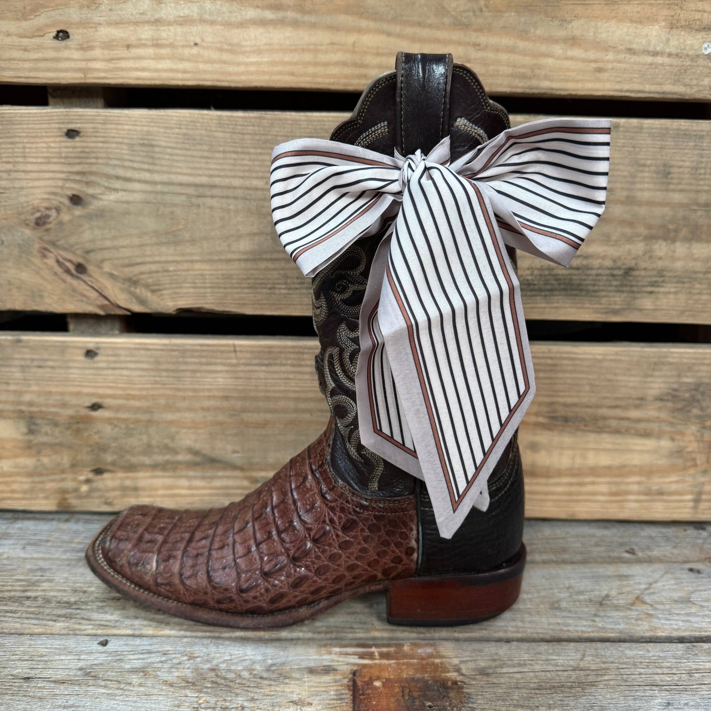 Rodeo Drive - Cream and Brown Western Skinny Mini Wild Rag Scarf / Cowgirl Necktie #TW101