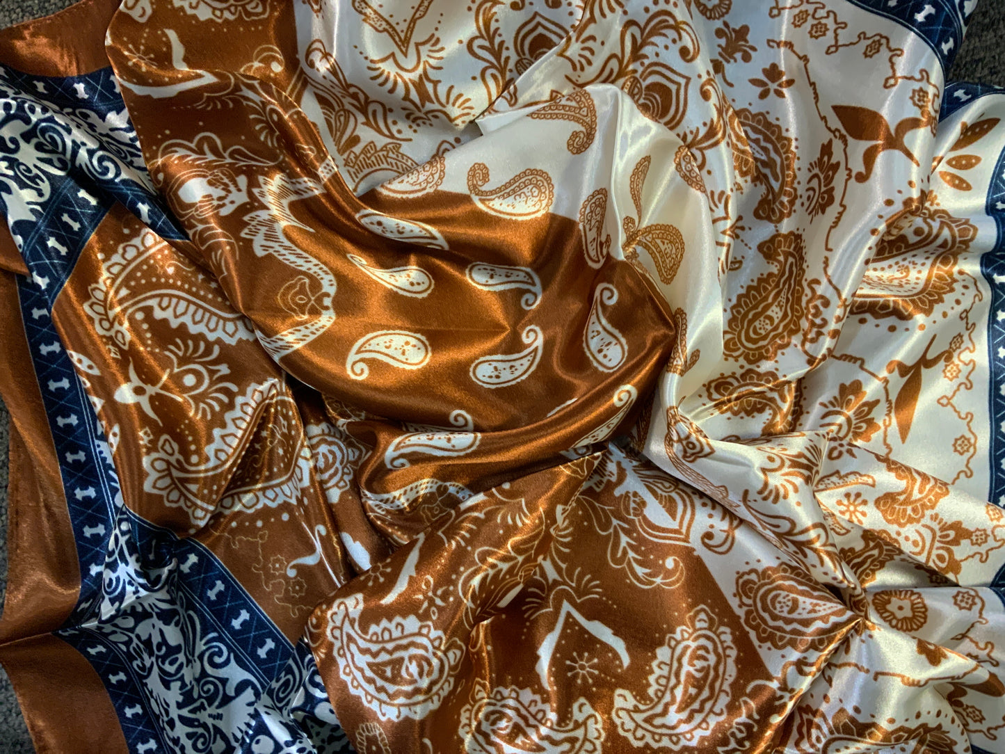 35X35” RUST AND NAVY PAISLEY WILD RAG/SCARF WR3299