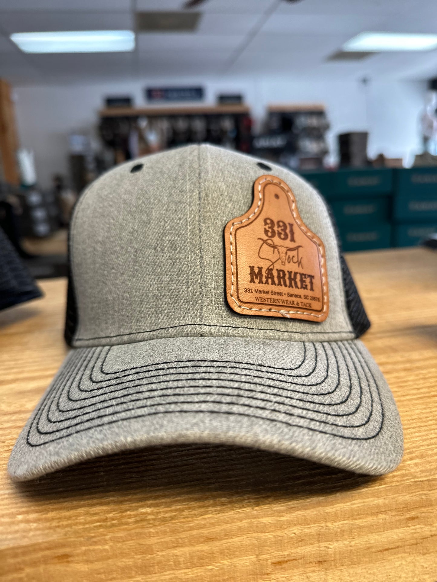 331 STOCK MARKET 75 CUSTOM LEATHER STORE CAPS
