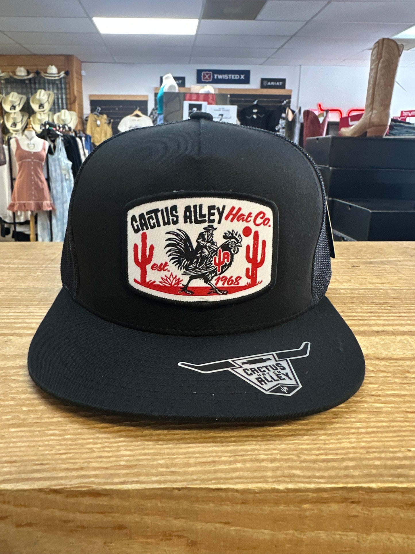 CACTUS ALLEY HAT CO “FEATHA STEPPA”