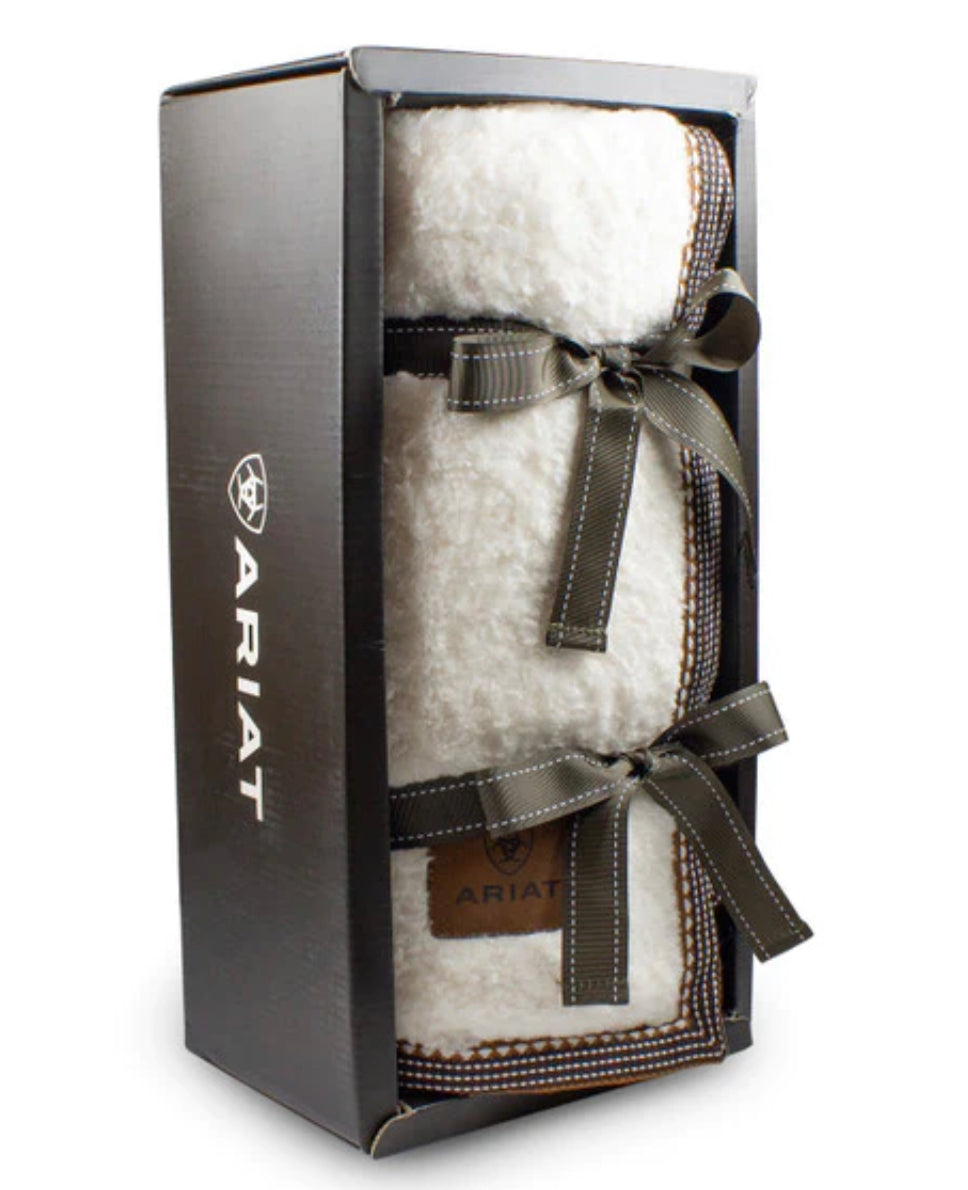 ARIAT SHERPA SNUGGLE BLANKET