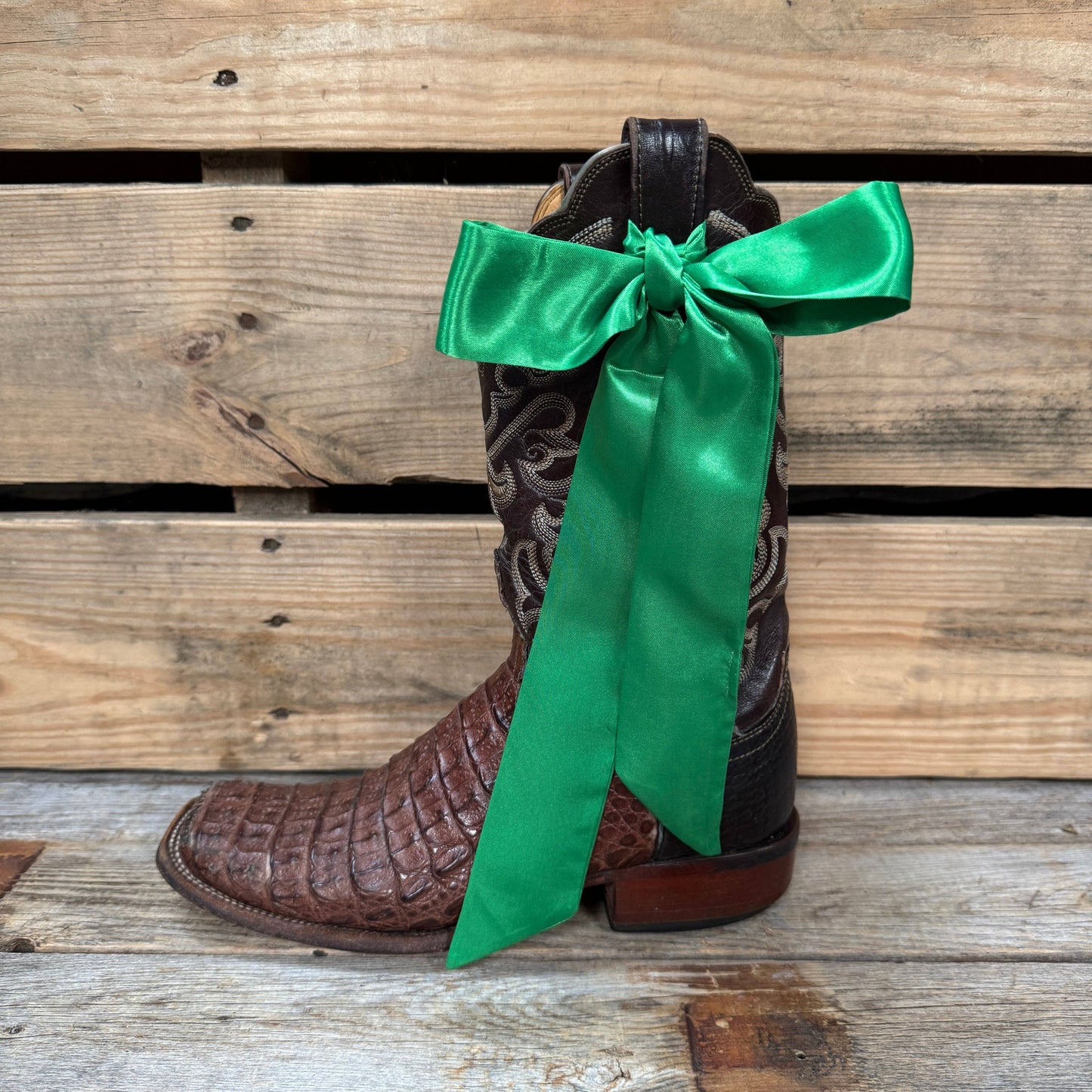 Rodeo Drive - Green Western Skinny Mini Wild Rag Scarf / Cowgirl Necktie #TW310