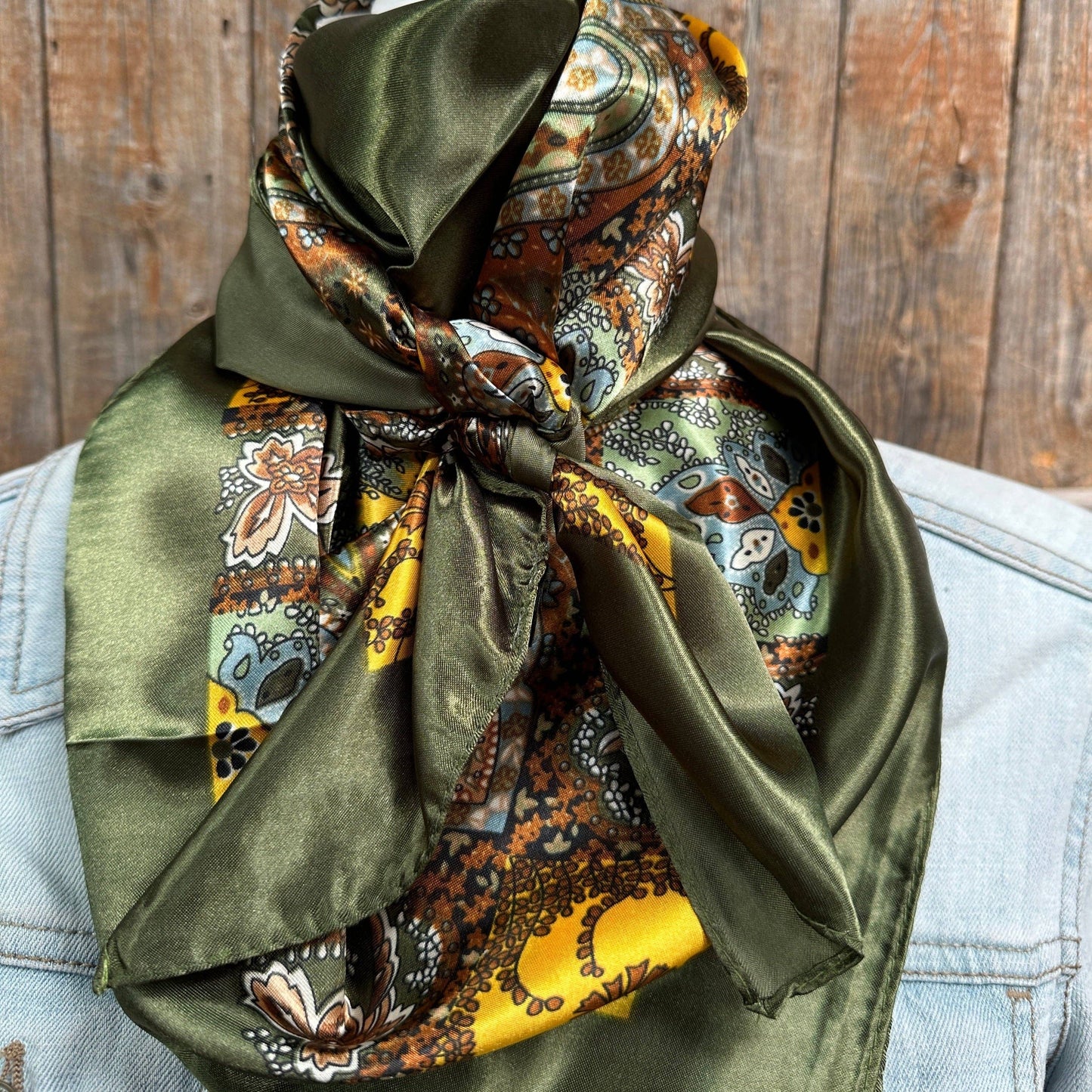 Rodeo Drive - 35X35" Olive Tone Paisley Wild Rag / Scarf WR1001