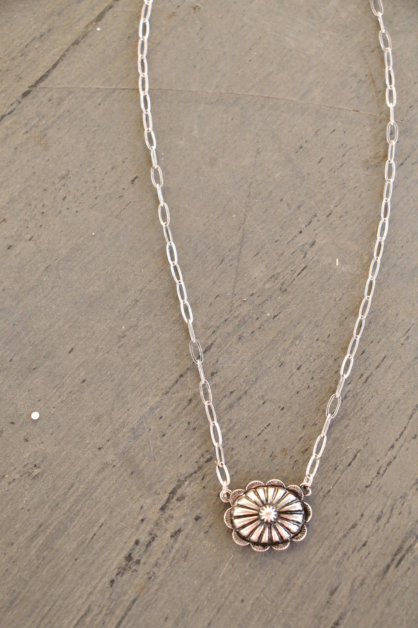 Turquoise Haven - 20023 DAINTY CONCHO CHAIN NL- SILVER