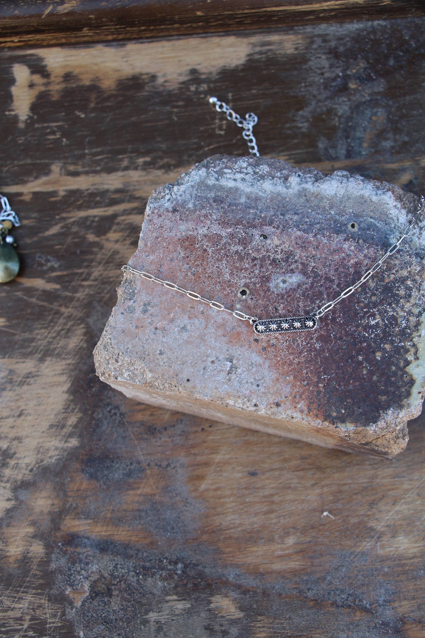 Turquoise Haven - 20022 SILVER BAR DAINTY NL