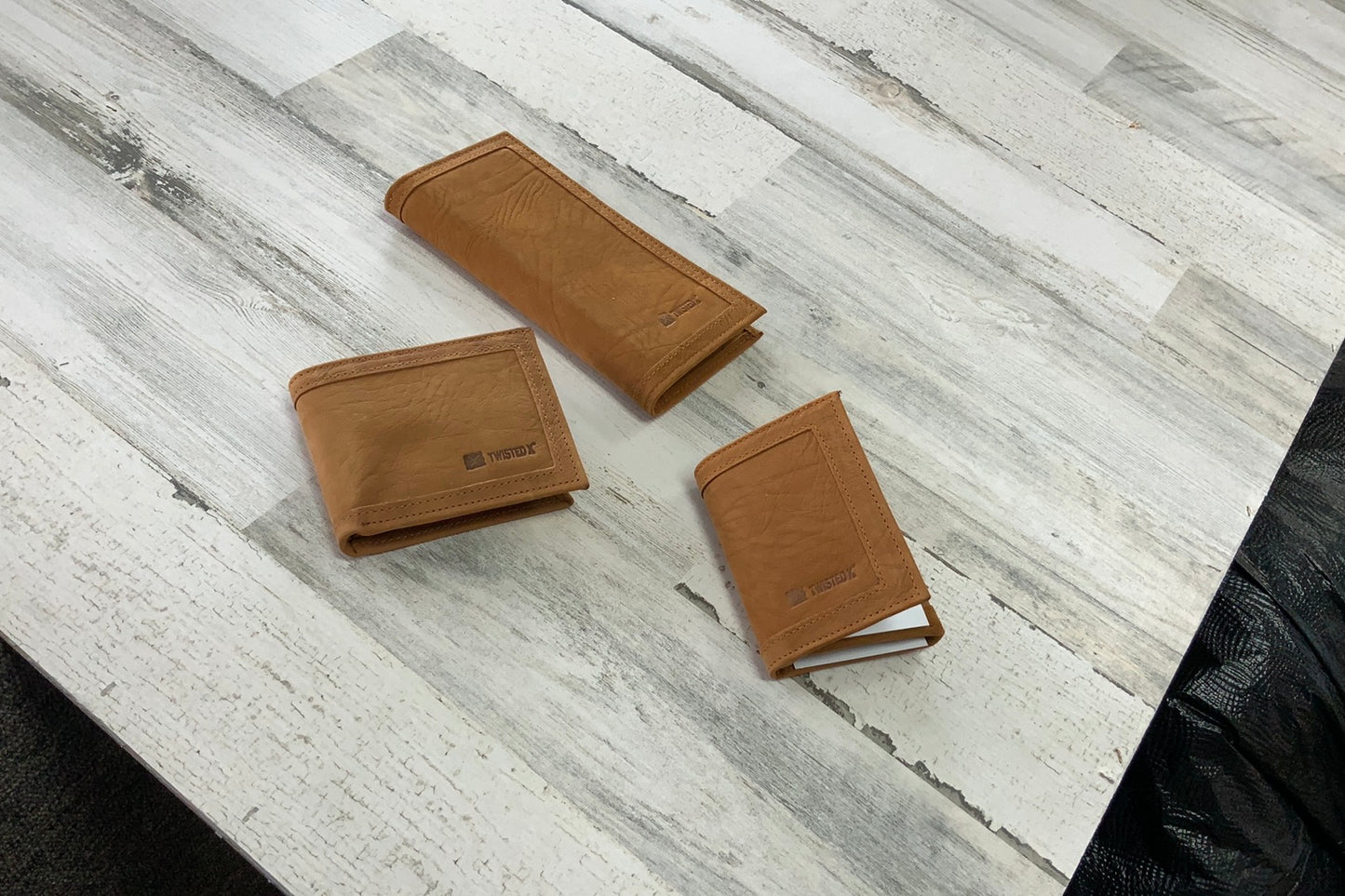 Twisted X XVVV wallet