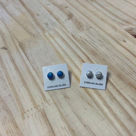 SILVER STAR JEWELRY STERLING SILVER SMALL STUDS