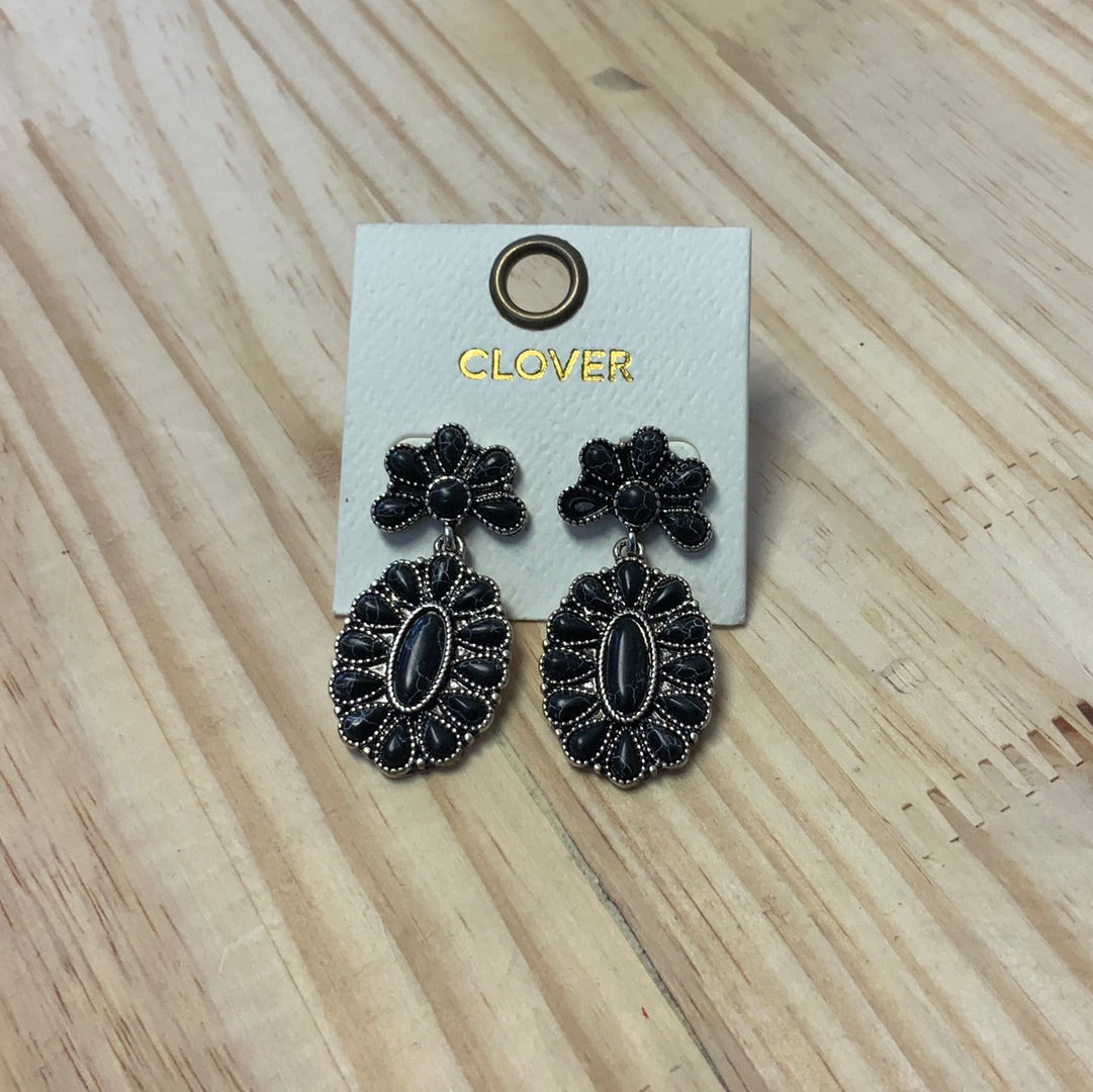 CLOVER OVAL SILVER AND ASSORTED COLORED STONES