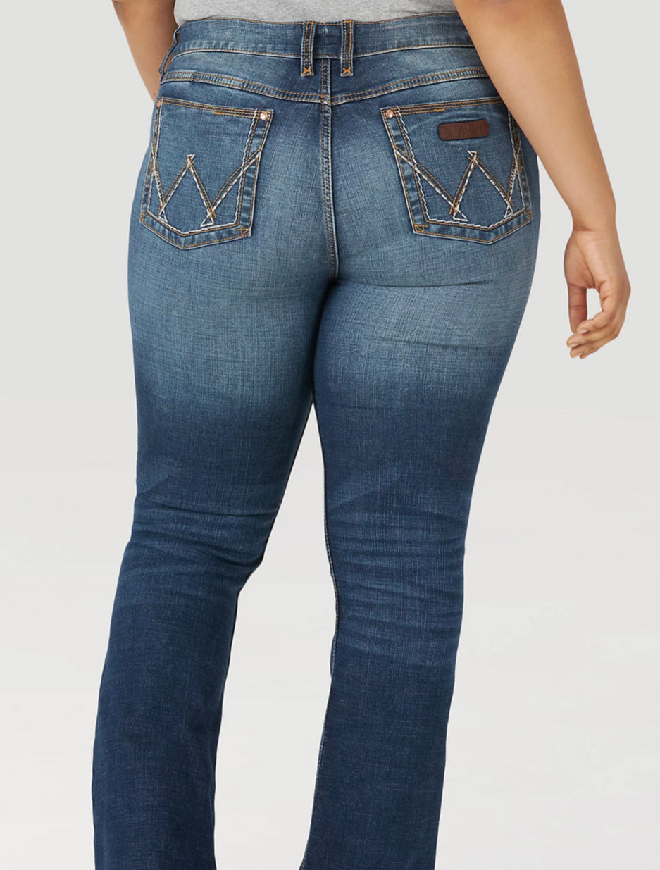WRANGLER RETRO MAE JEAN PLUS SIZE IN MS WASH