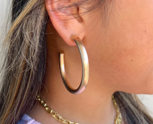 SHEILA FAJL ARLENE HOOP EARRINGS