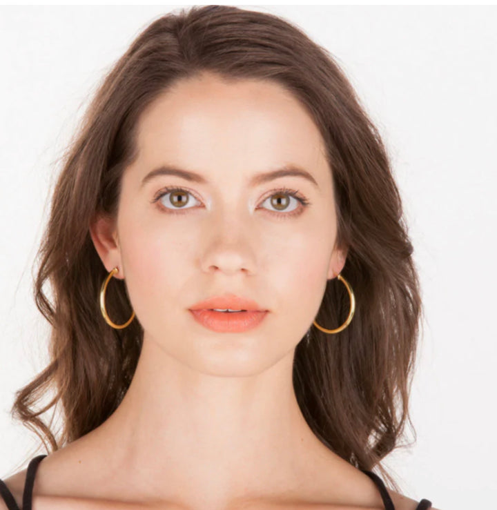 SHEILA FAJL PETITE EVERYBODYS FAVORITE HOOPS