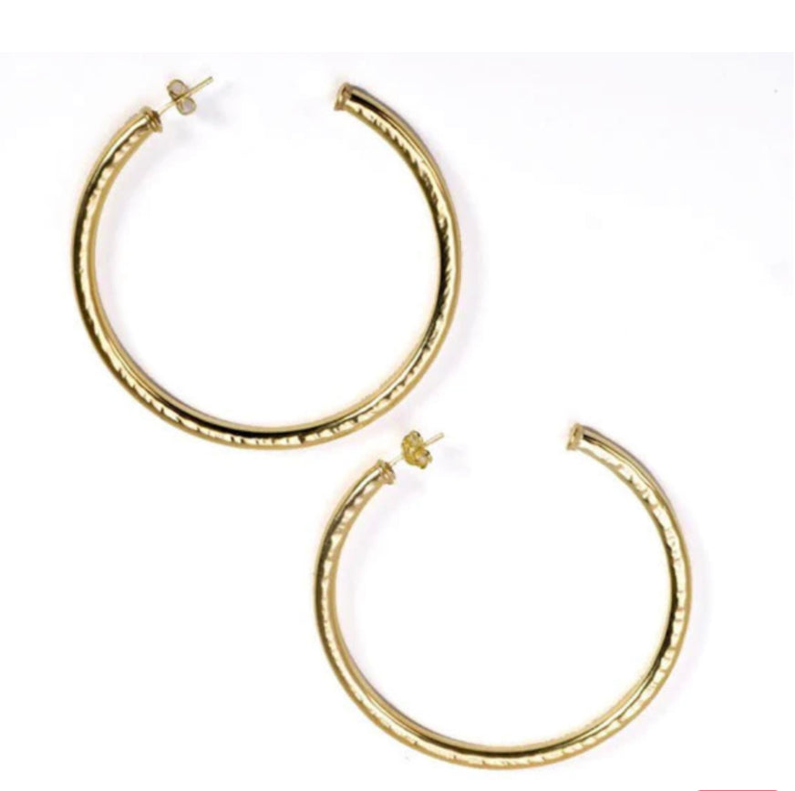 SHEILA FAJL HAMMERED EVERBODYS FAVORITE HOOP 2 1/2”