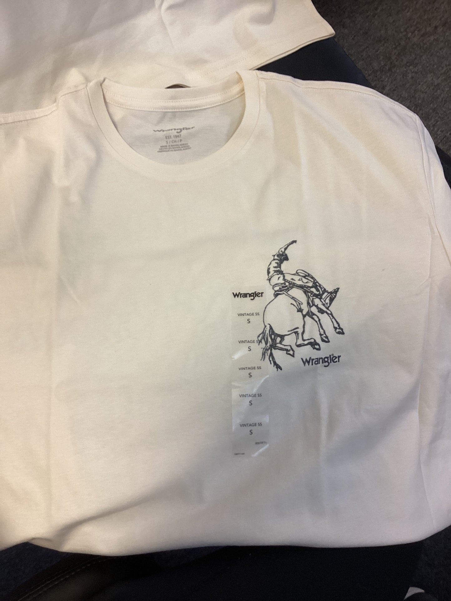 WRANGLER MENS VINTAGE FIT ANTIQUE WHITE SHORT SLEEVE TEE