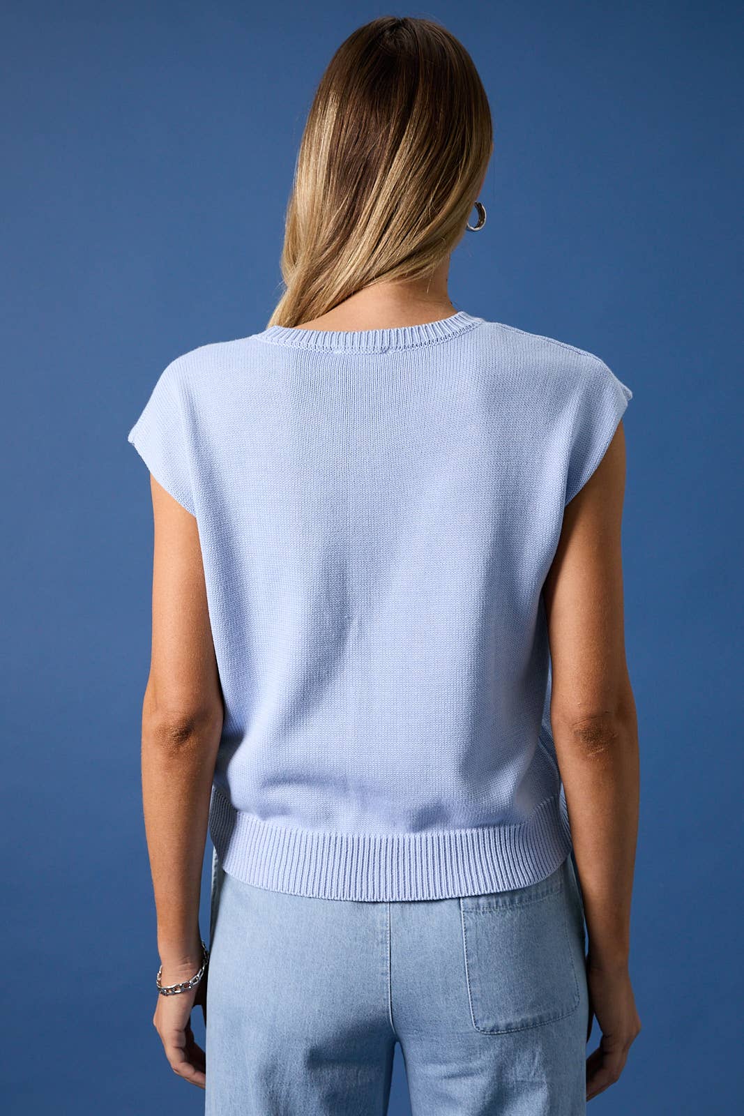 Sunday Edition - ROUND NECK WIDE SHOULDER USA FLAG SWEATER: LT BLUE / S