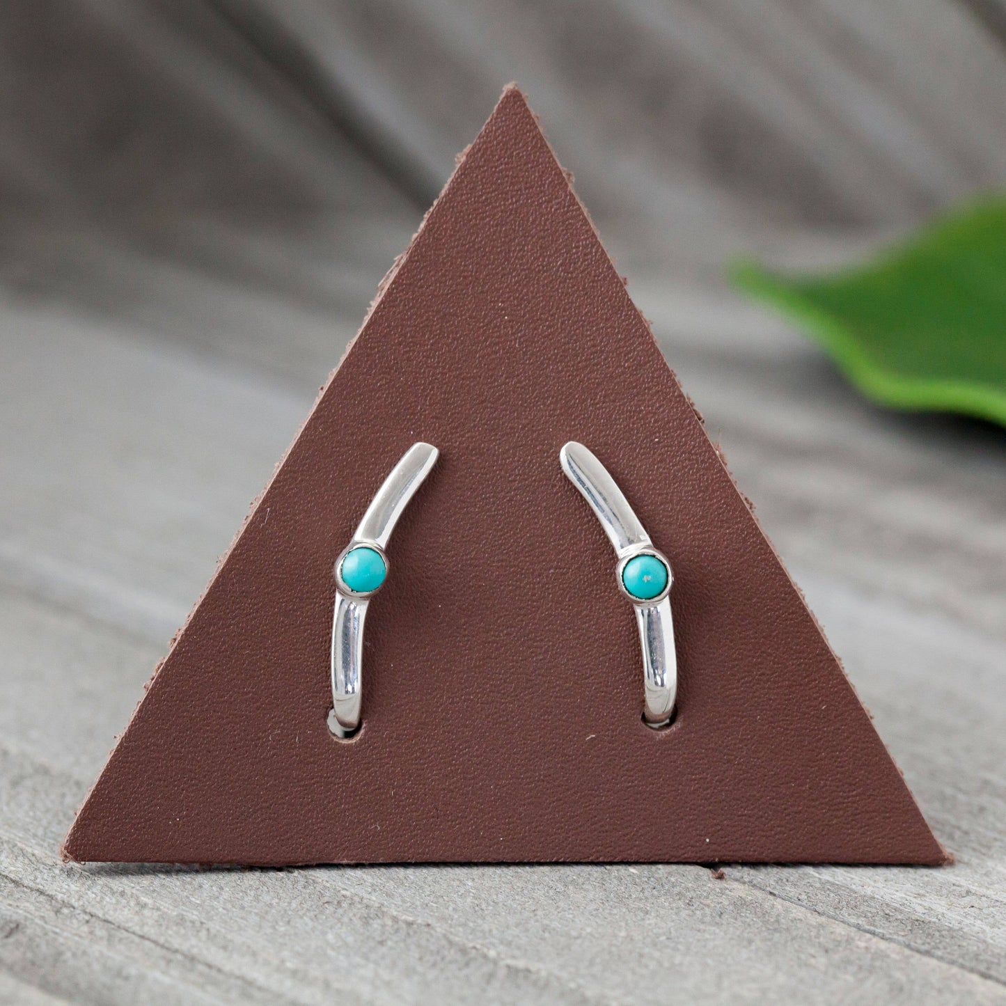 Baizaar - Sterling Silver Bar Ear Climber with Stone: Turquoise