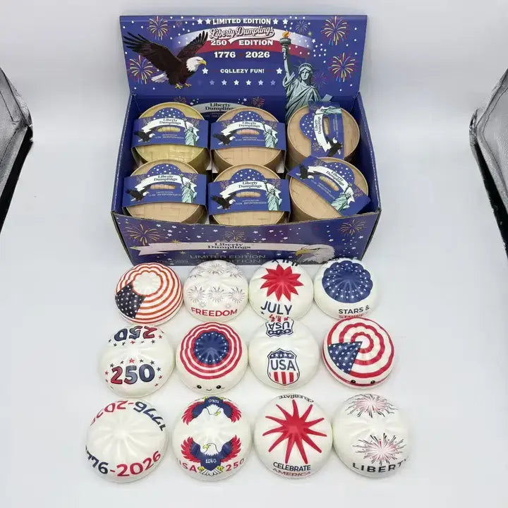 Liffy - 4th of July Dumpling Shape Squishy Stress Relief Toy: USA Theme Dumpling Squishy Set B with Steamer Display Box / ONE SIZE
