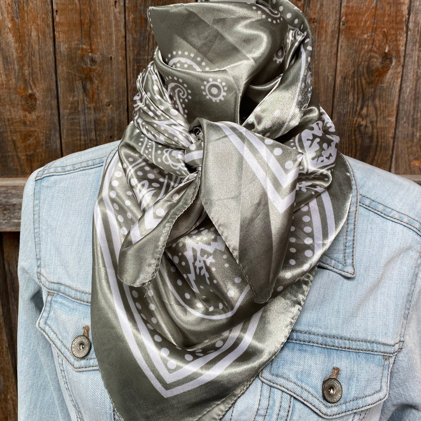 Rodeo Drive - 35X35"  Sage Floral Paisley Wild Rag/Scarf WR3380