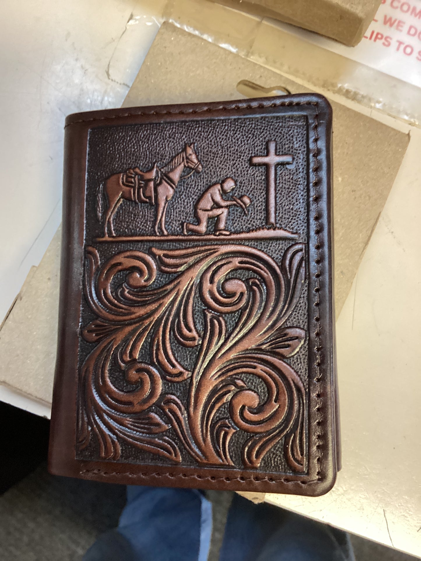CHALLENGER HORSEWEAR MENS TRIFOLD WALLET 18FKW108T
