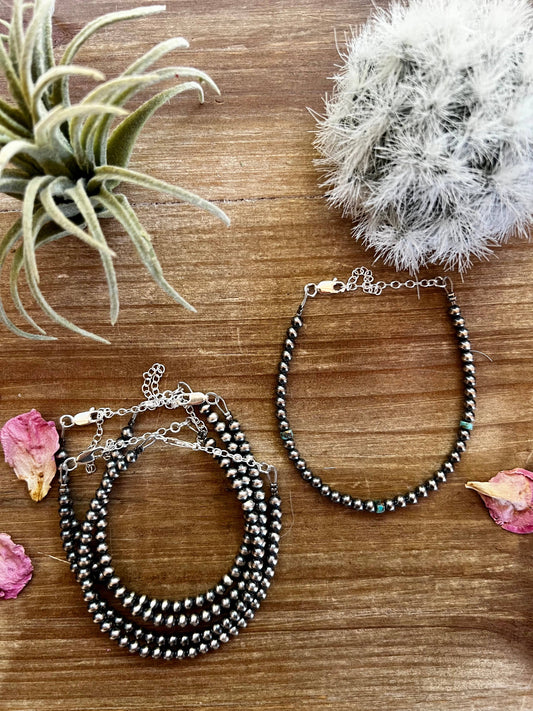 The Bijoux FAB - Sterling Silver Pearls bracelet 4 mm: All navajo