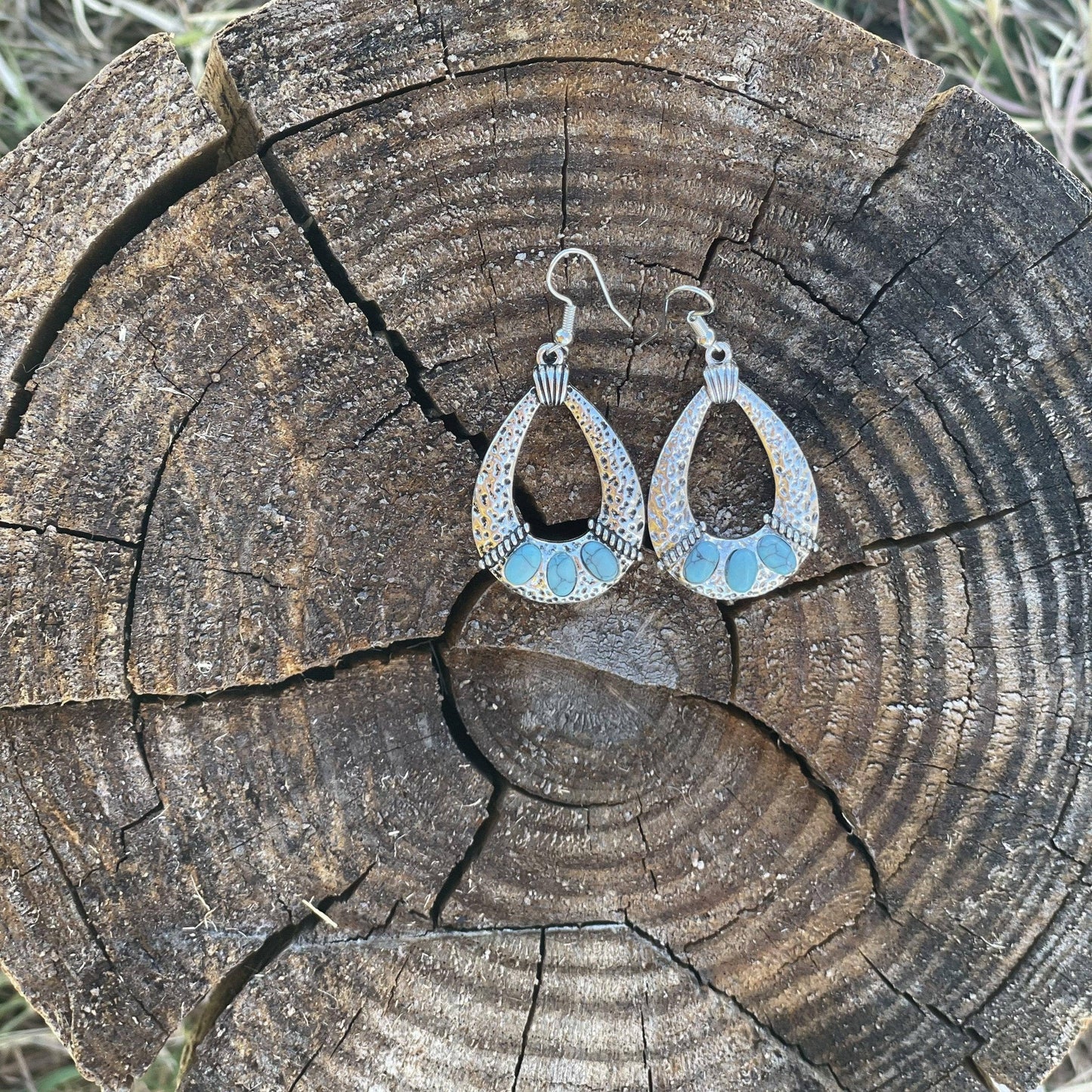 Rodeo Drive - Turquoise Dangle Silver Fashion Earrings WA196