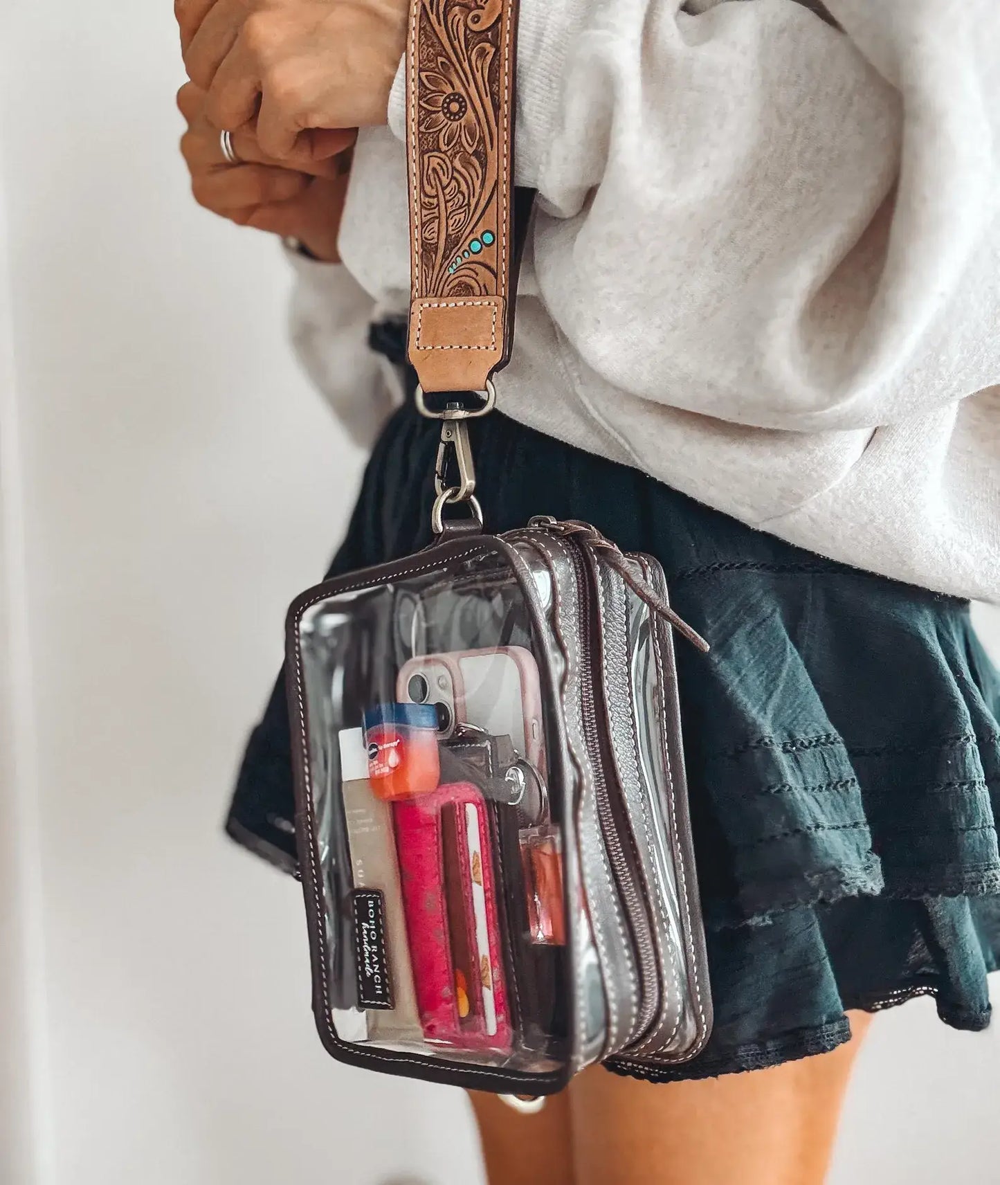 Boho Ranch Shop - DARLA CLEAR WRISTLET | transparent western purse - game day : BROWN