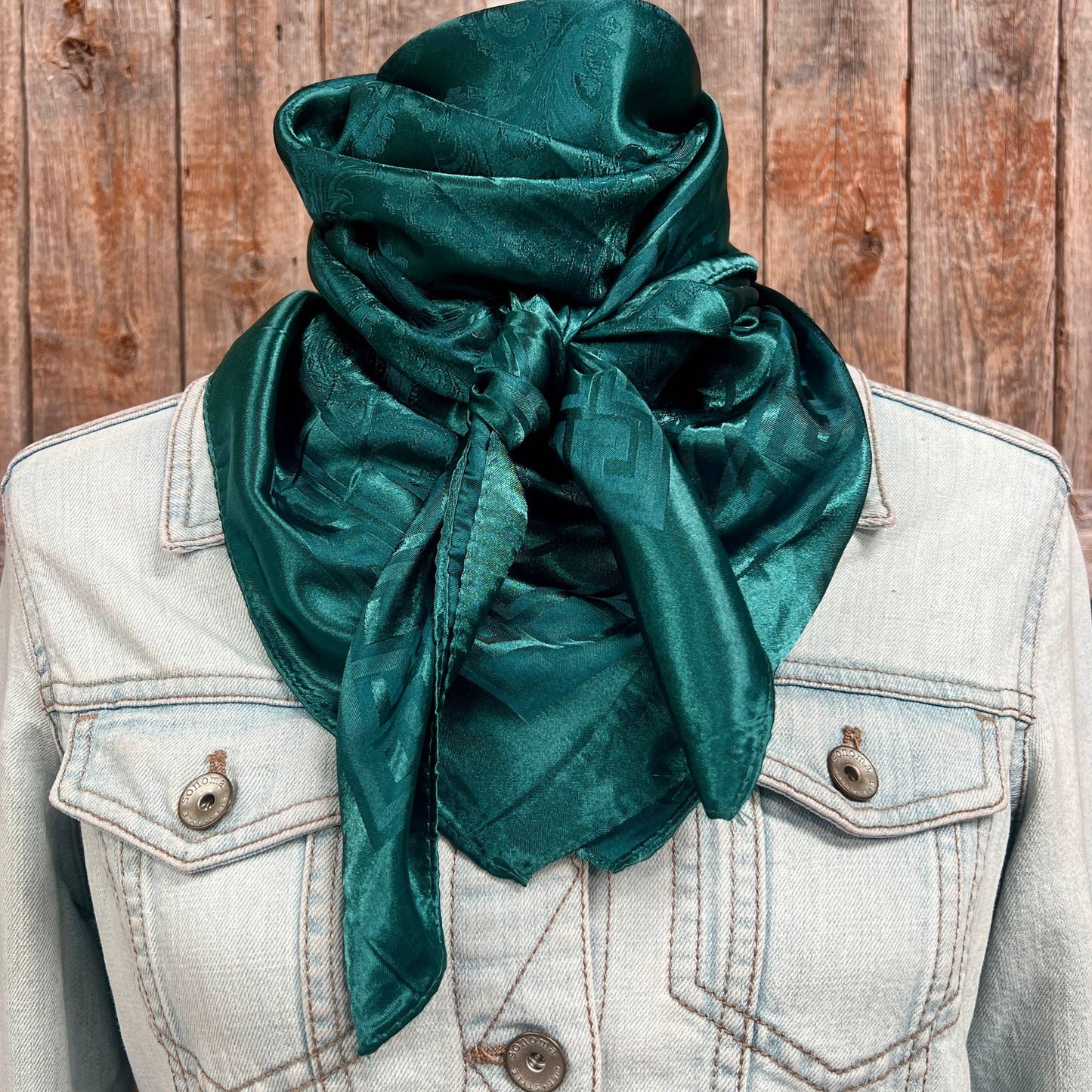 Rodeo Drive - 35X35" Emerald Jacquard Wild Rag / Scarf WR4013