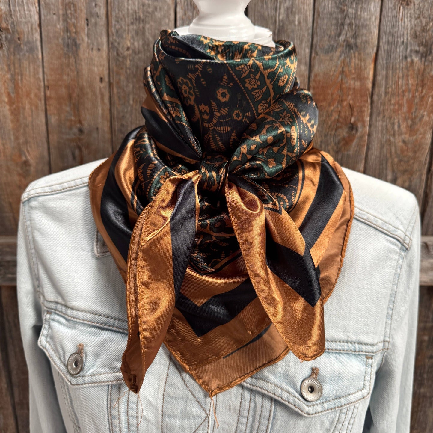 Rodeo Drive - 35X35" Green and Tan Floral Wild Rag / Scarf WR406