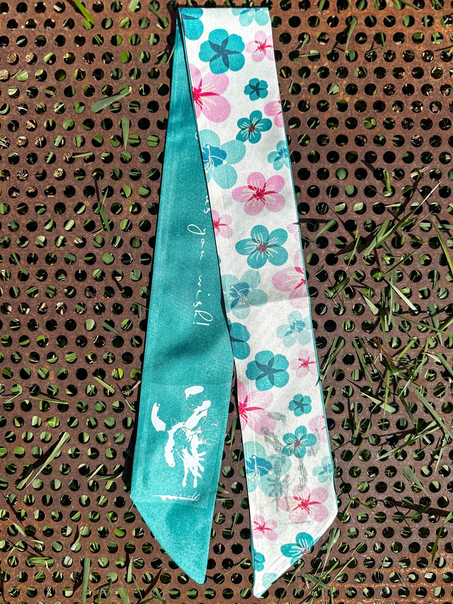 The Rodeo Rose - Teal Twillys: Round Geometric