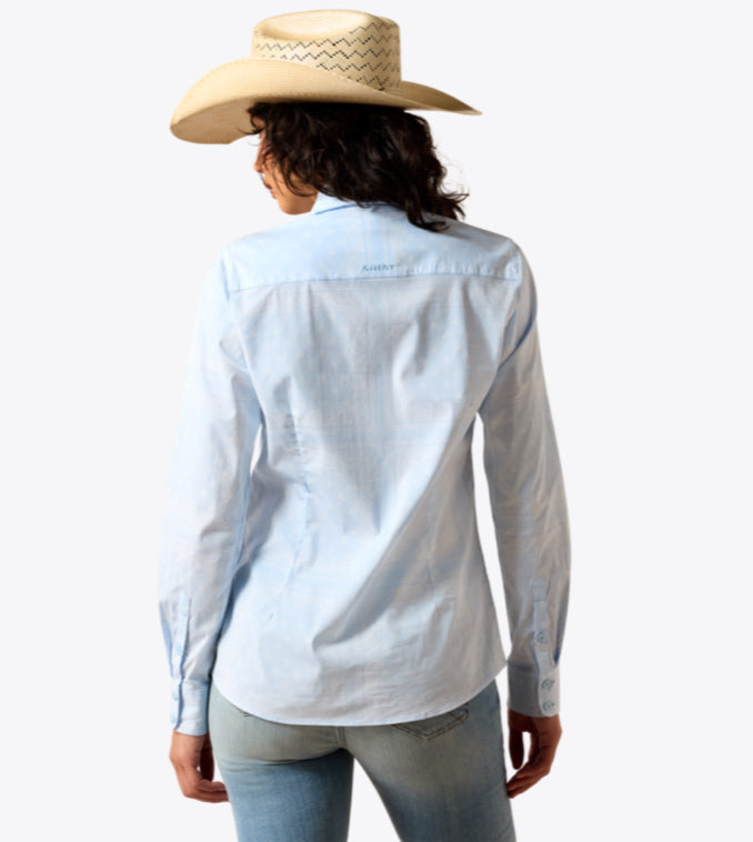 ARIAT WOMENS KIRTY STRETCH SHIRT IN NANTUCKET BREEZE BANDANA