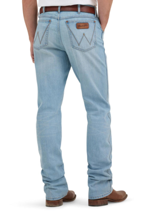 WRANGLER MENS RETRO RELAXED BOOTCUT BLEACHED JEAN