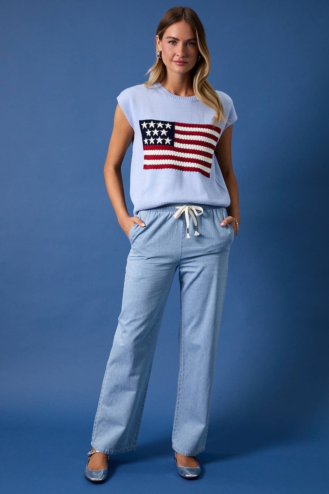 Sunday Edition - ROUND NECK WIDE SHOULDER USA FLAG SWEATER: LT BLUE / S