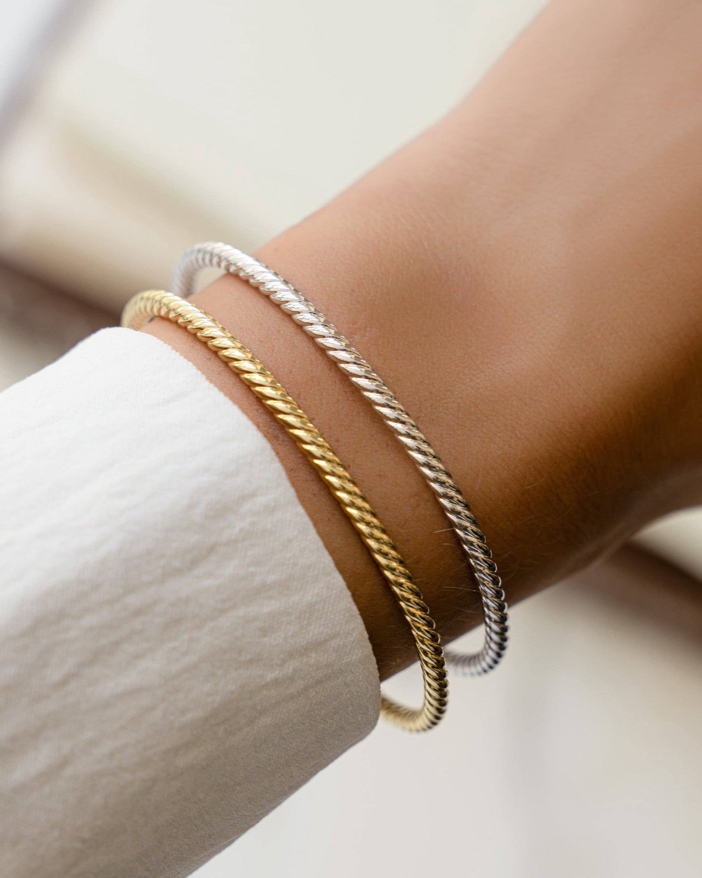 Sami Jewels - Twisted Bangle Cuff: Gold / 6.75"
