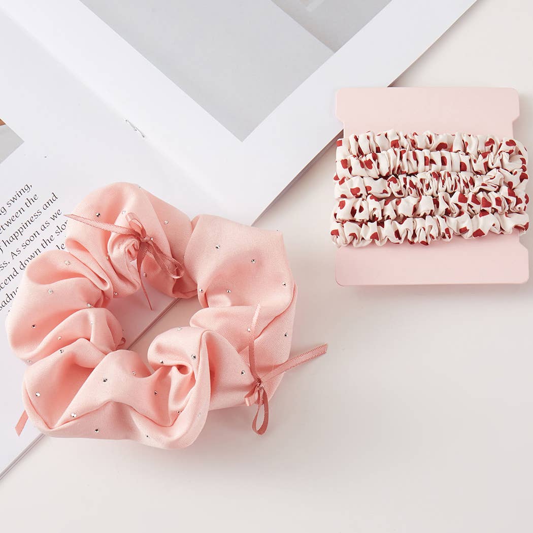 Fashion City - Heart Theme Hair Scrunchies Hair Claw Clips Set: ASSORTED / ONE SIZE