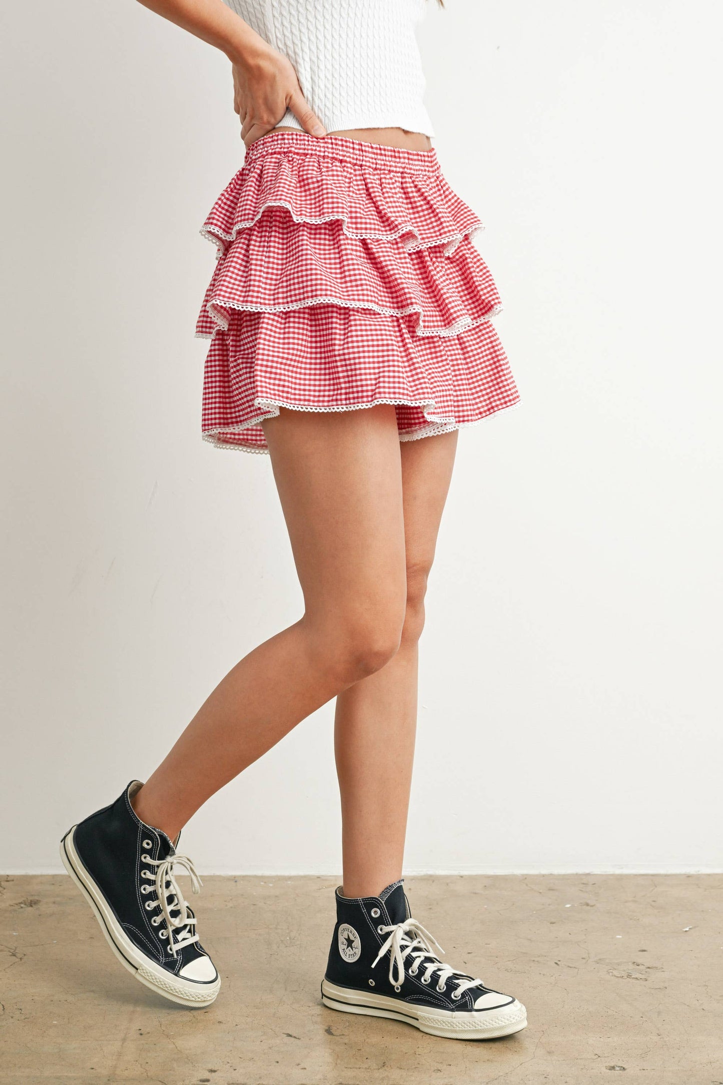 BUTTERMELON - Tiered Ruffle Mini Skort - BMP7719: RED / IVORY / L