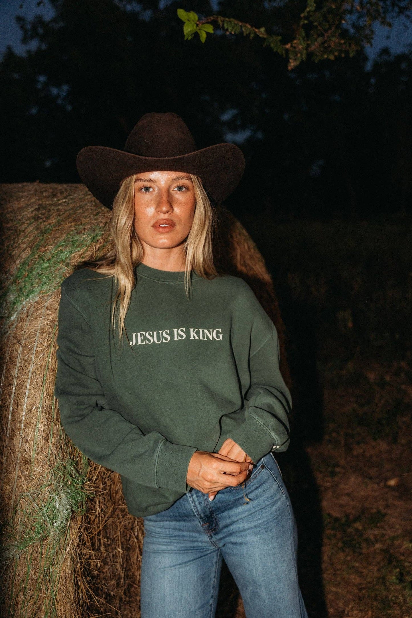 Yee Yee - Jesus Is King Sweatshirt: X-Large