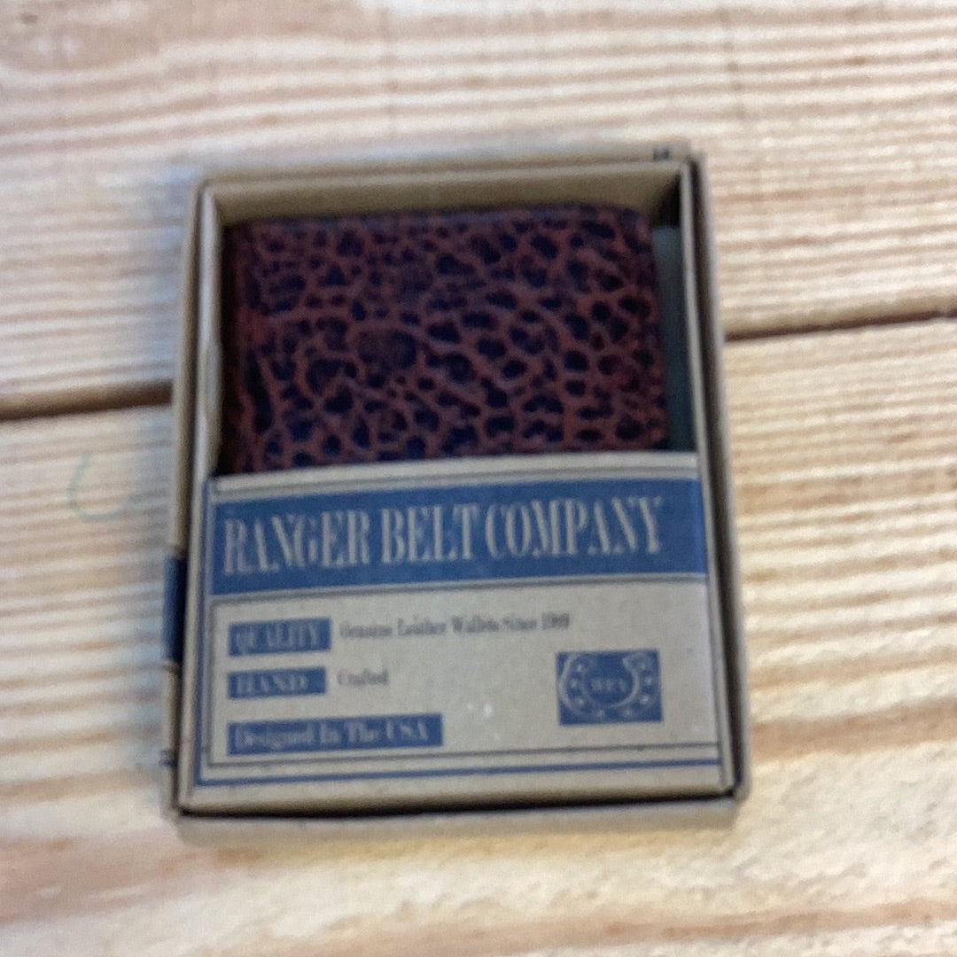 Small salamander wallet