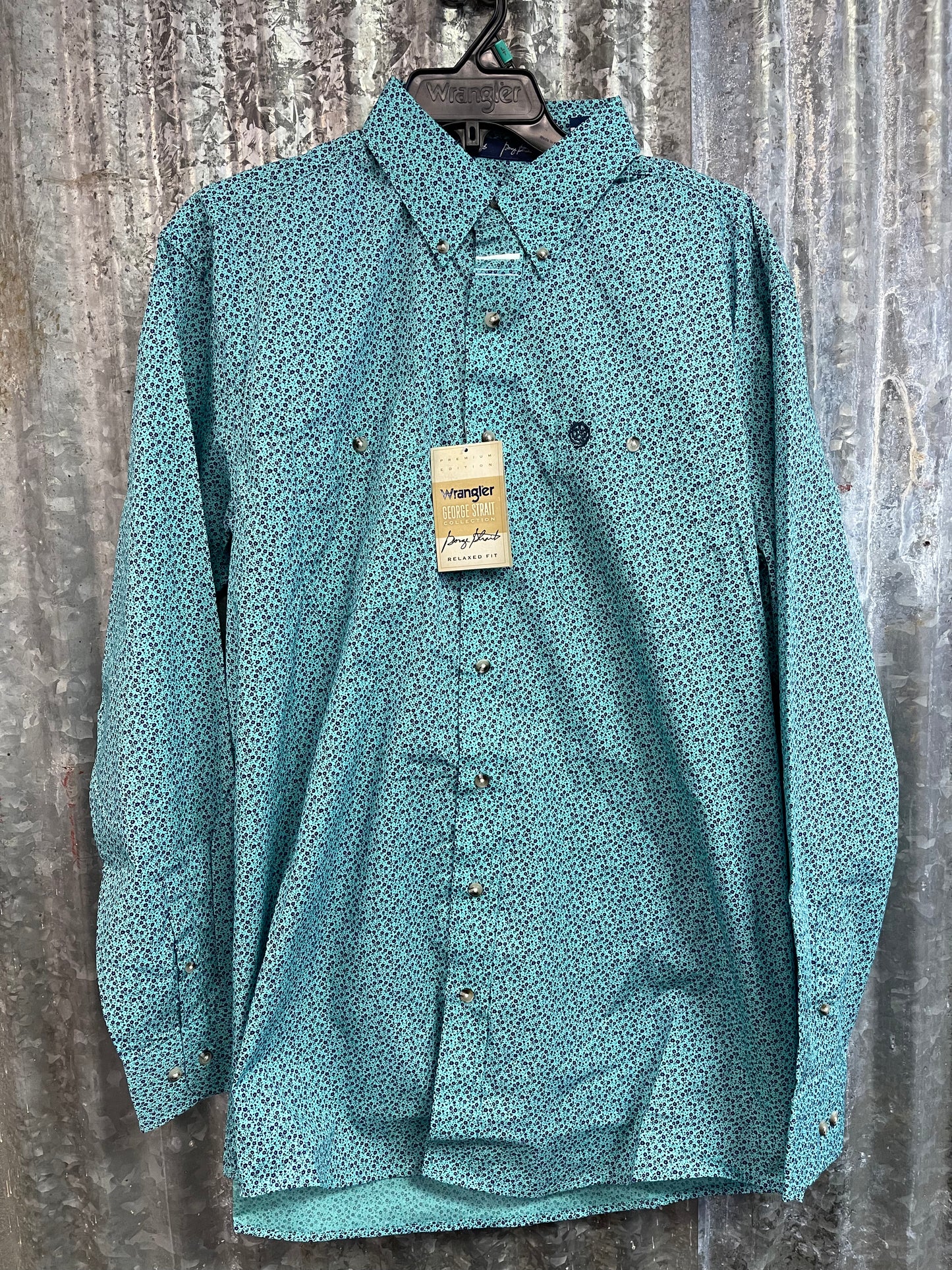 WRANGLER MENS GEORGE STRAIT COLLECTION BUTTONUP IN MINT AND NAVY PRINT